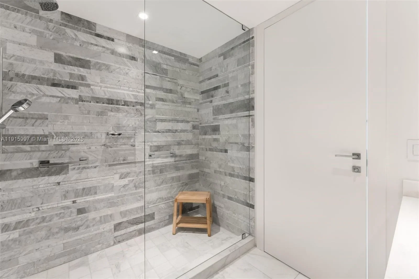 10201 Collins Ave 1803, Bal Harbour, Florida, United States. - Photo 33