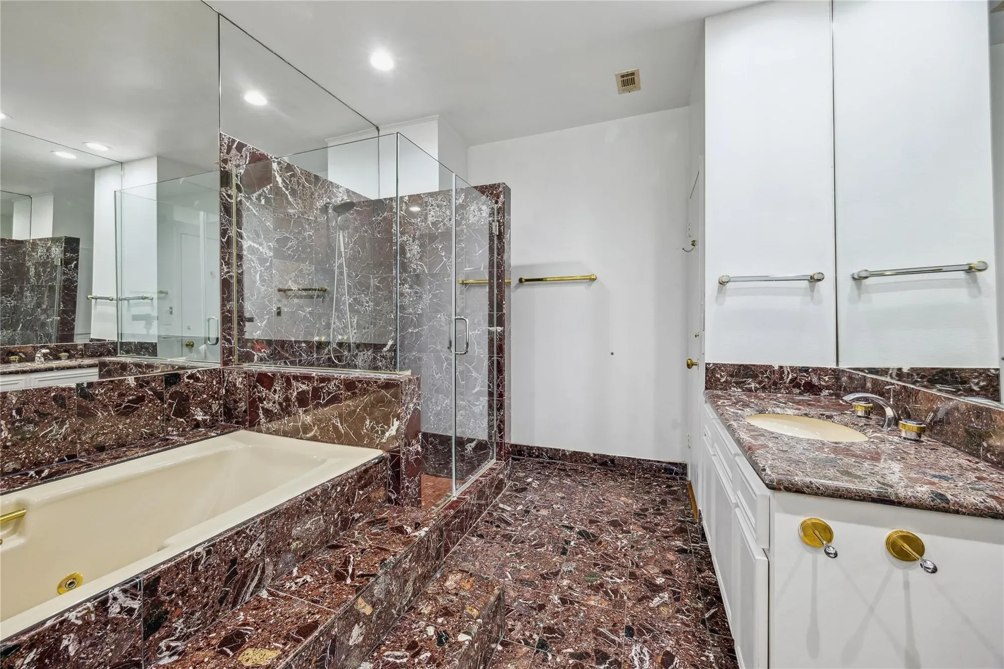 4 River Hollow Lane, Houston, Texas, United States. - Photo 14