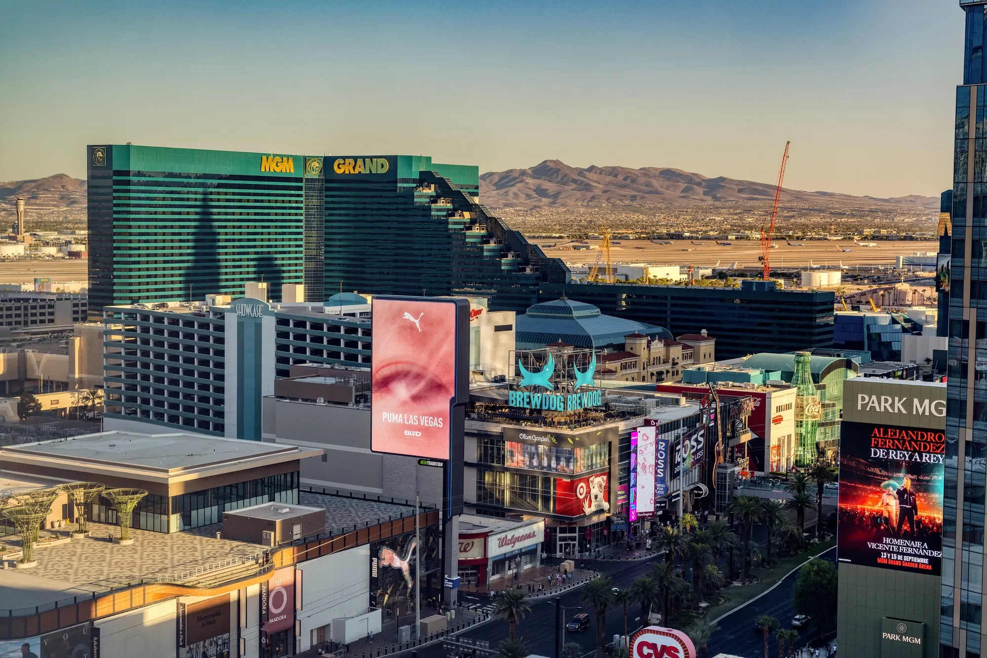 3722 Las Vegas Boulevard S, Unit 1802, Las Vegas, NV 89158, Las Vegas, Nevada, United States. - Photo 13