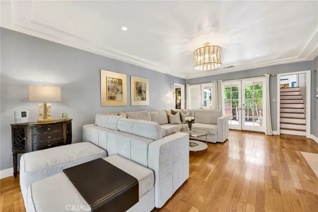 3374 Floyd, Los Angeles, California, United States. - Photo 8