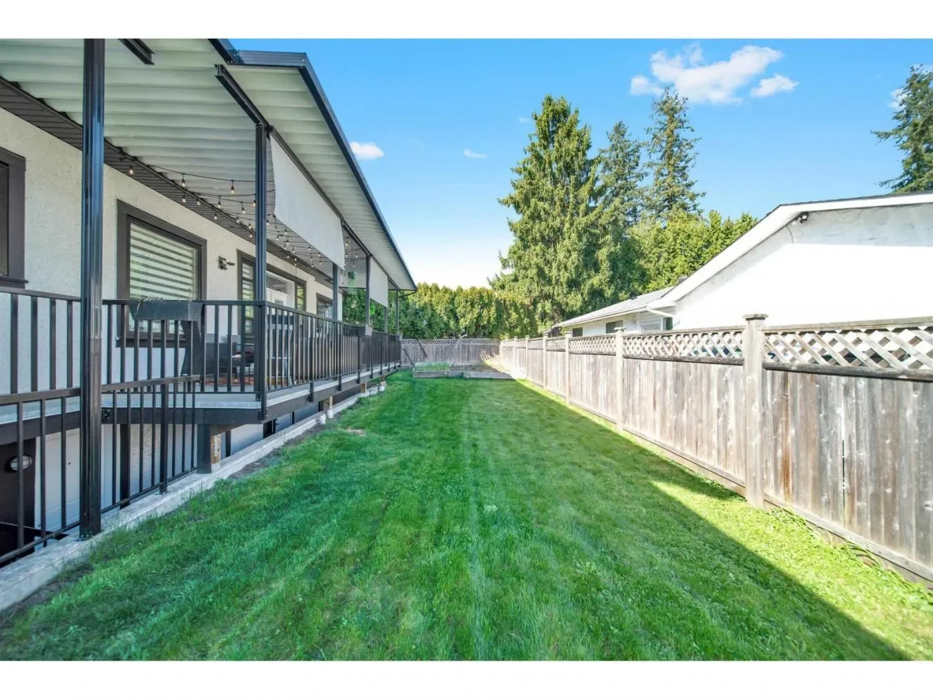 8670 TUNIS PLACE, Surrey, British Columbia, Canada. - Photo 1