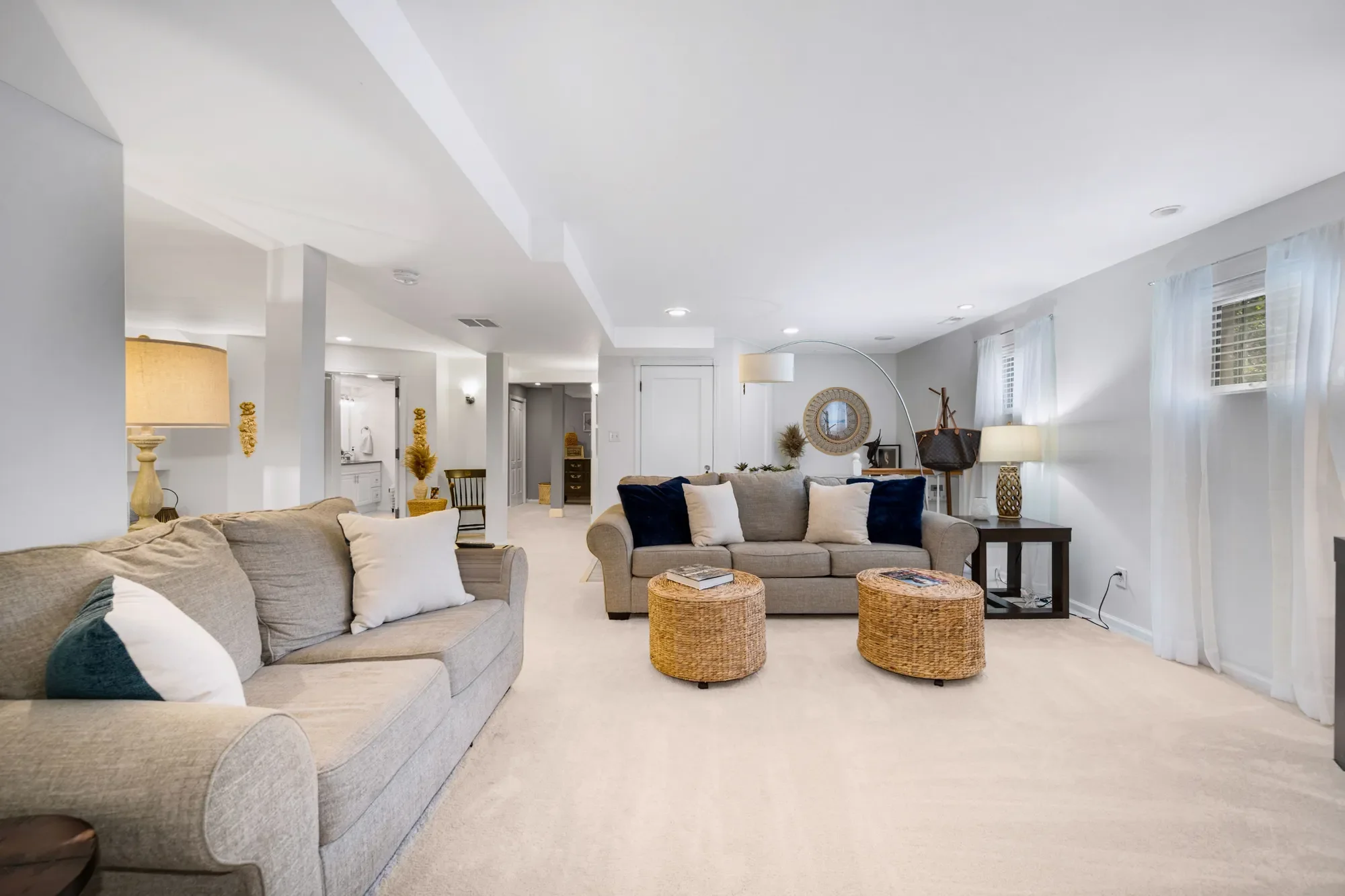 317 E Walnut Street , Hinsdale, IL 60521, Hinsdale, Illinois, United States. - Photo 30