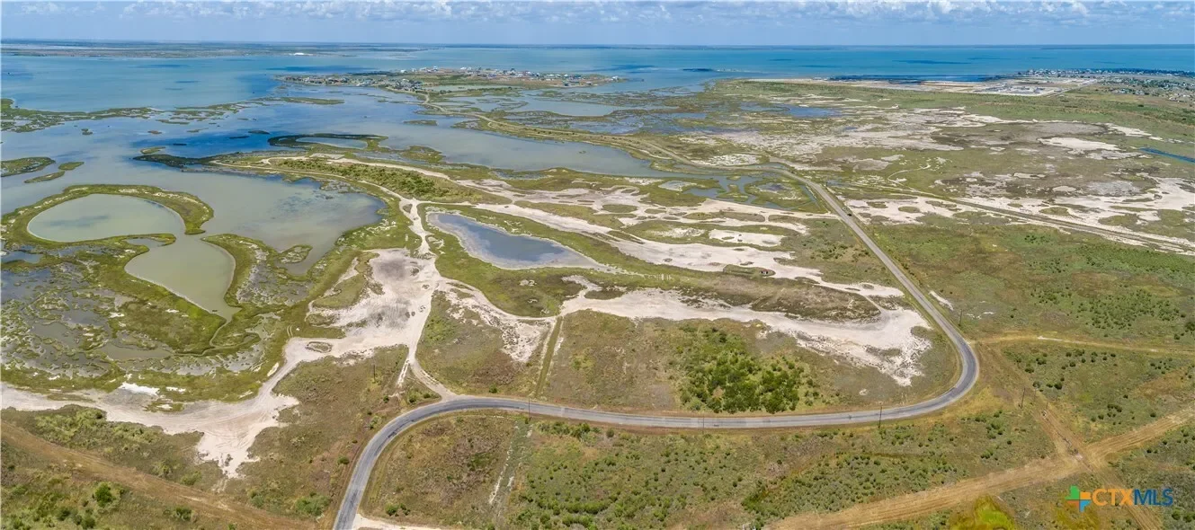 602-698 Cape Velero Drive, Rockport, TX 78382, Rockport, Texas, United States. - Photo 4