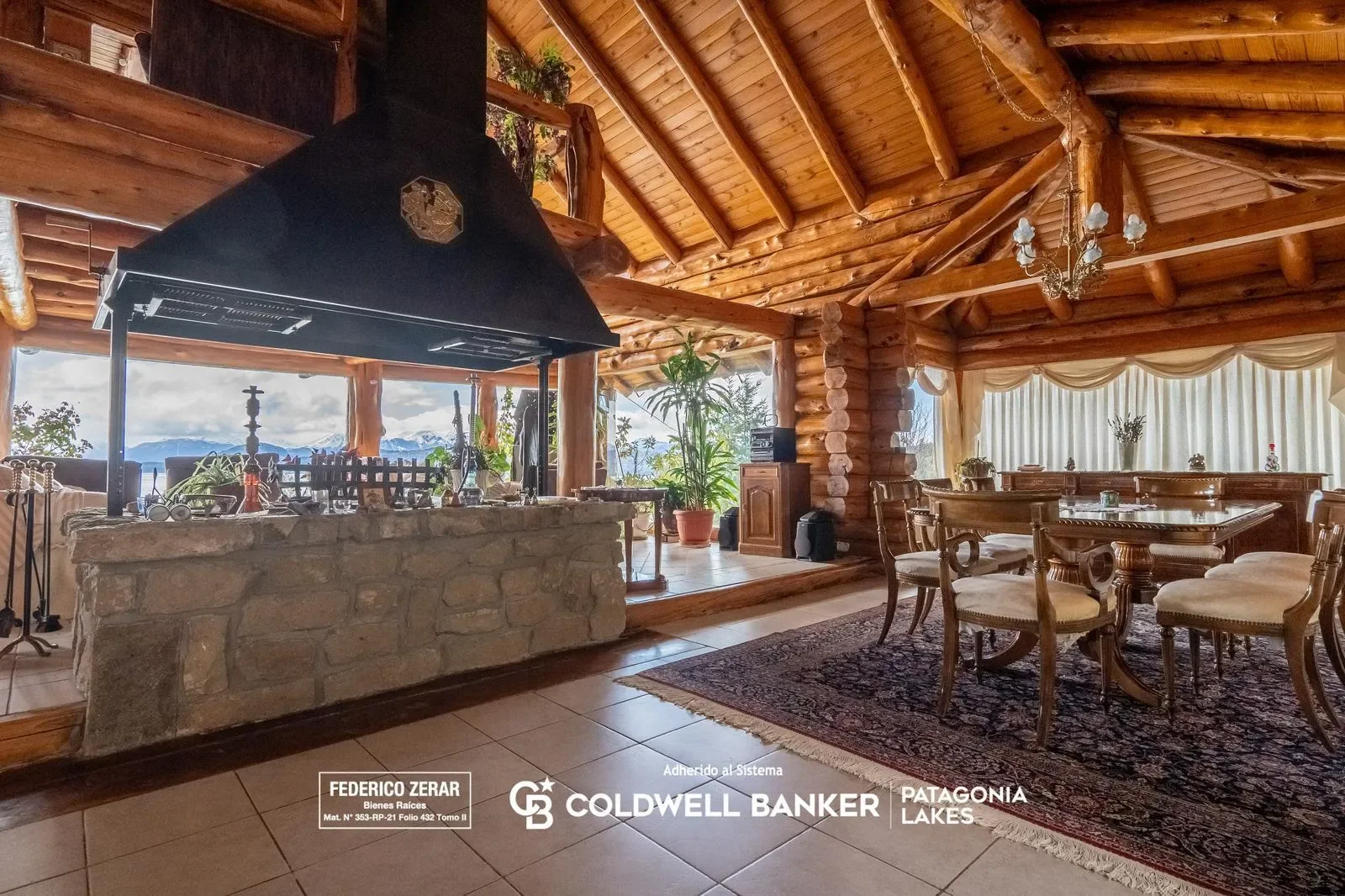 VENTA - Exclusiva casa de  5 dormitorios, 4 baños en barrio del Golf, Llao Llao, Bariloche, Bariloche, Villa Llao Llao, Río Negro, Argentina. - Photo 12