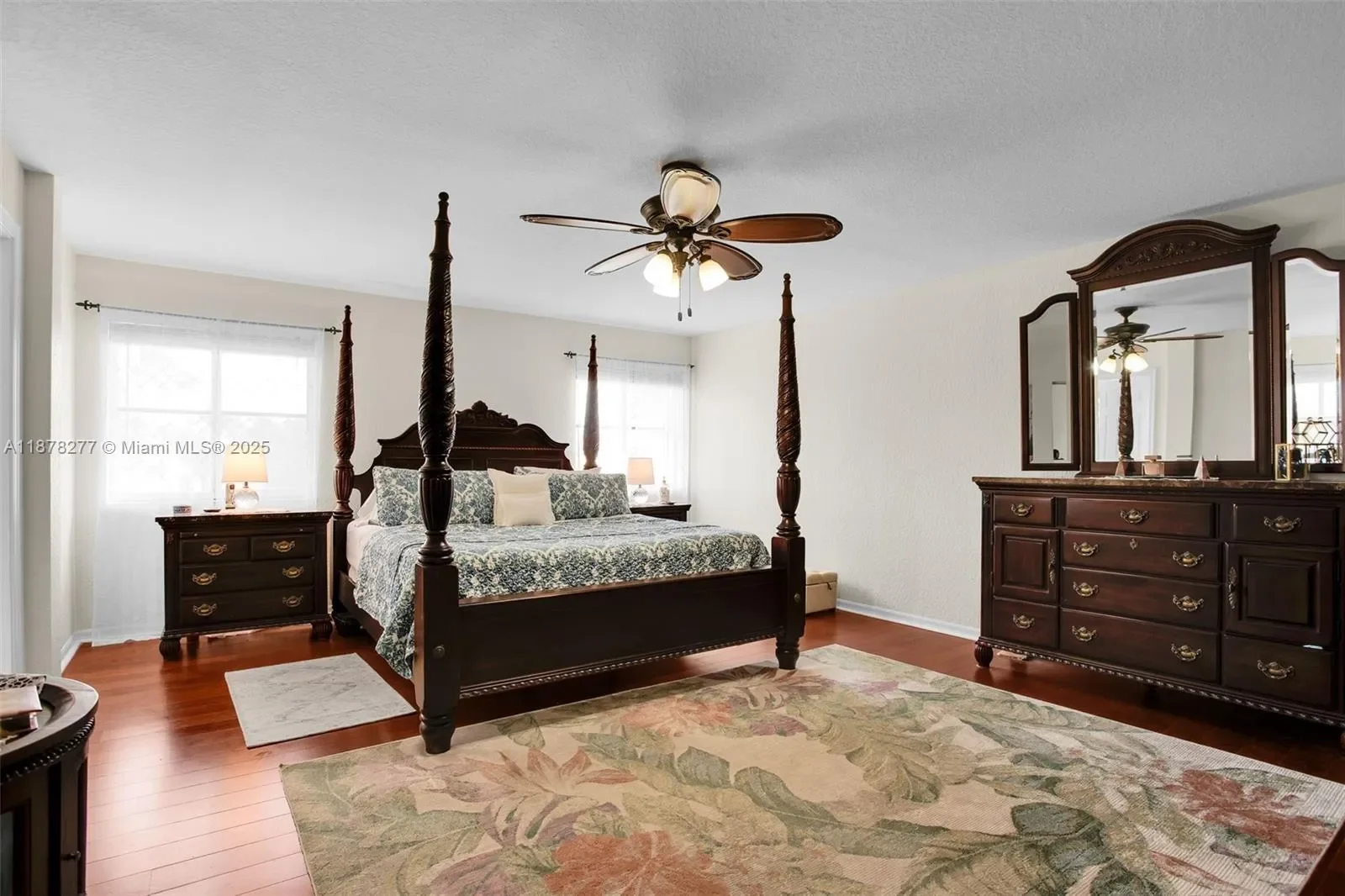 1242 Peregrine Way, Weston, Florida, United States. - Photo 33