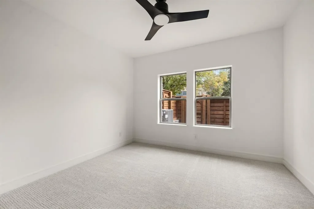1344 Cherry Hills Lane, Irving, Texas, United States. - Photo 4