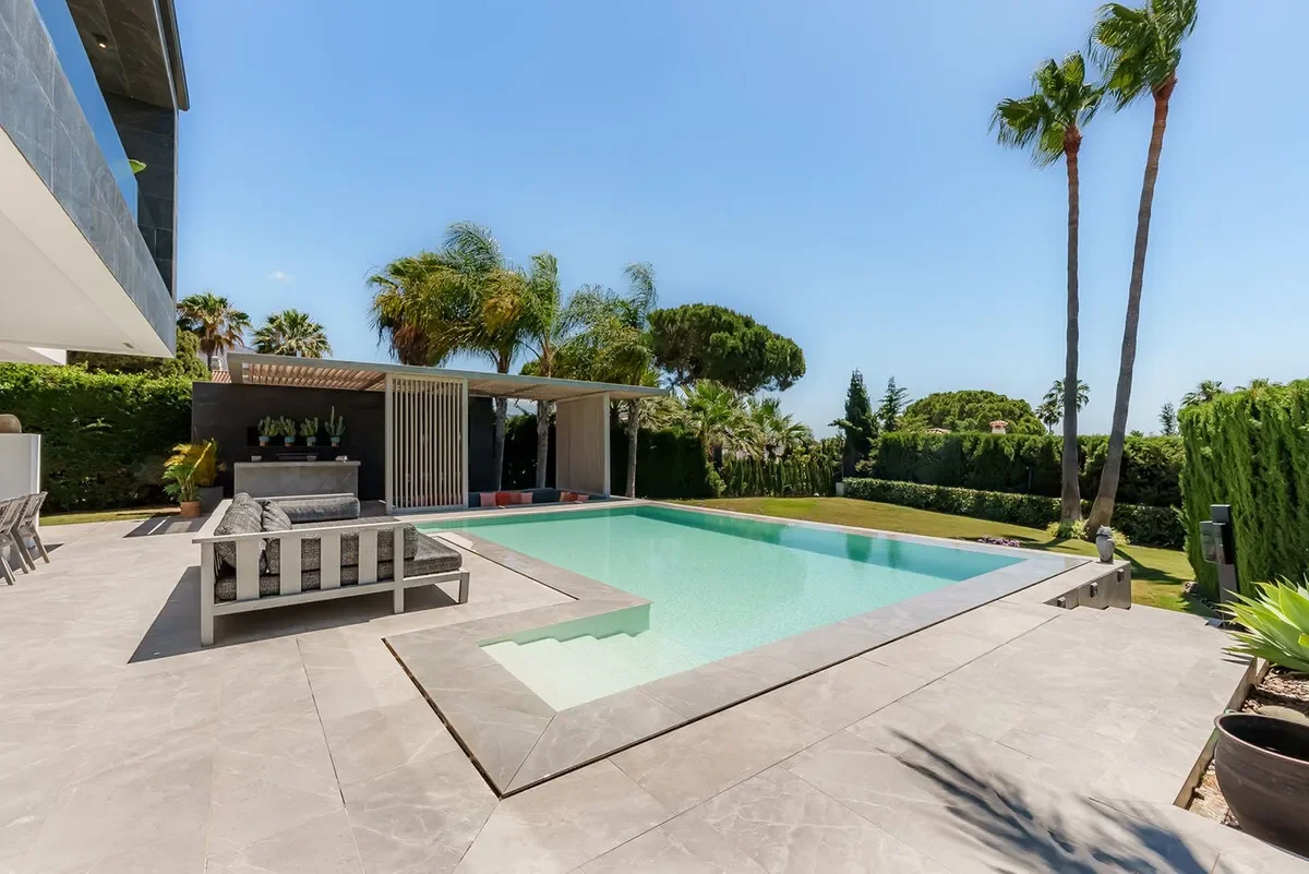 Costa del Sol, Nueva Andalucía, Málaga, Nueva Andalucía, Puerto Banus, Marbella, Spain. - Photo 11