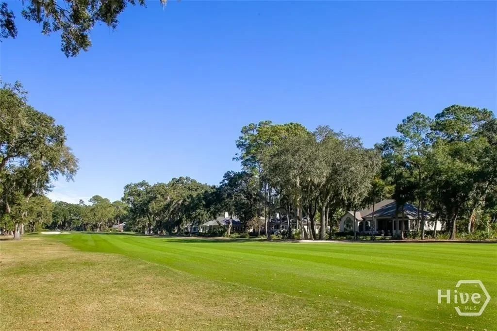 Single Family Residence in Savannah