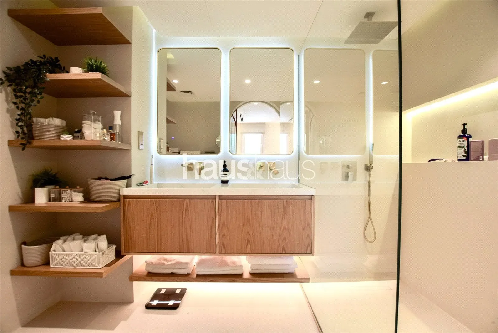 Gallery photo 10