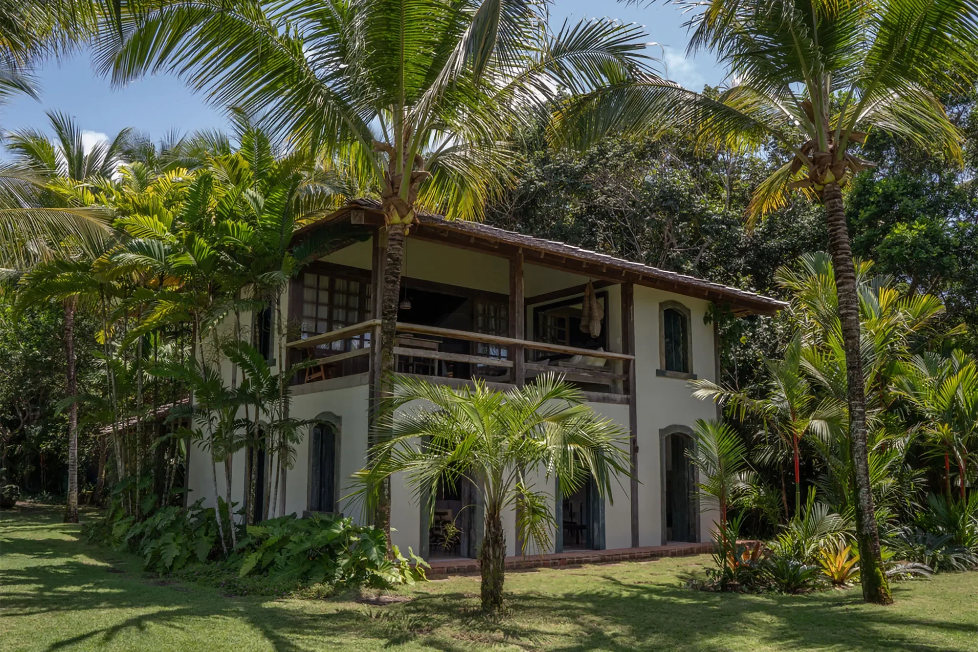 Exterior photo 9