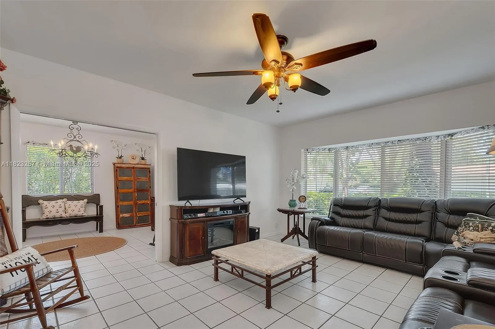 7340 SW 123rd Ter, Coral Gables, Florida, United States. - Photo 3
