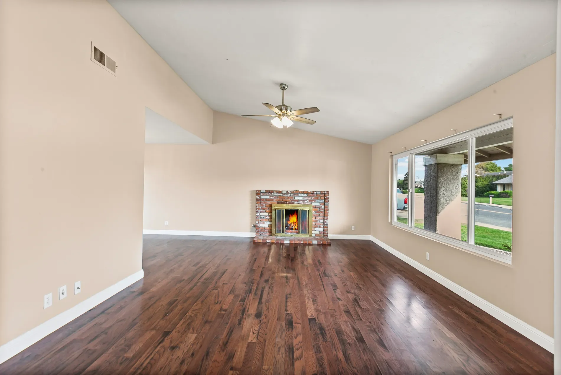 Gallery photo 3