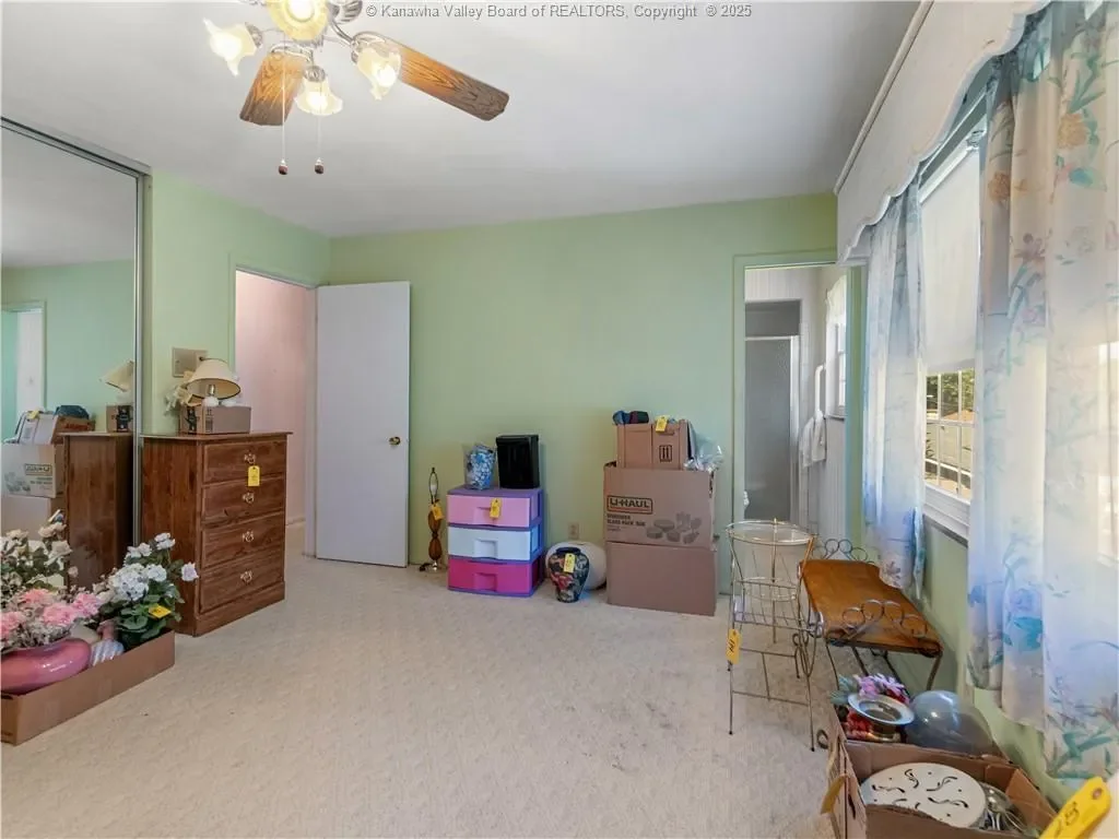822 Whispering Way, South Charleston, WV 25303, Charleston, West Virginia, United States. - Photo 18