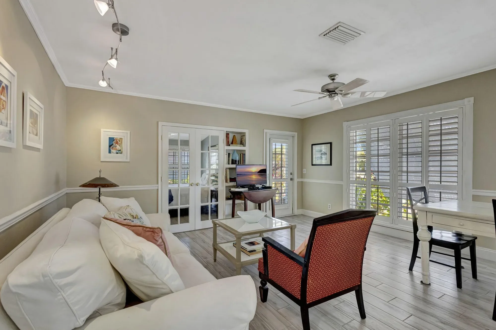 Gallery photo 11