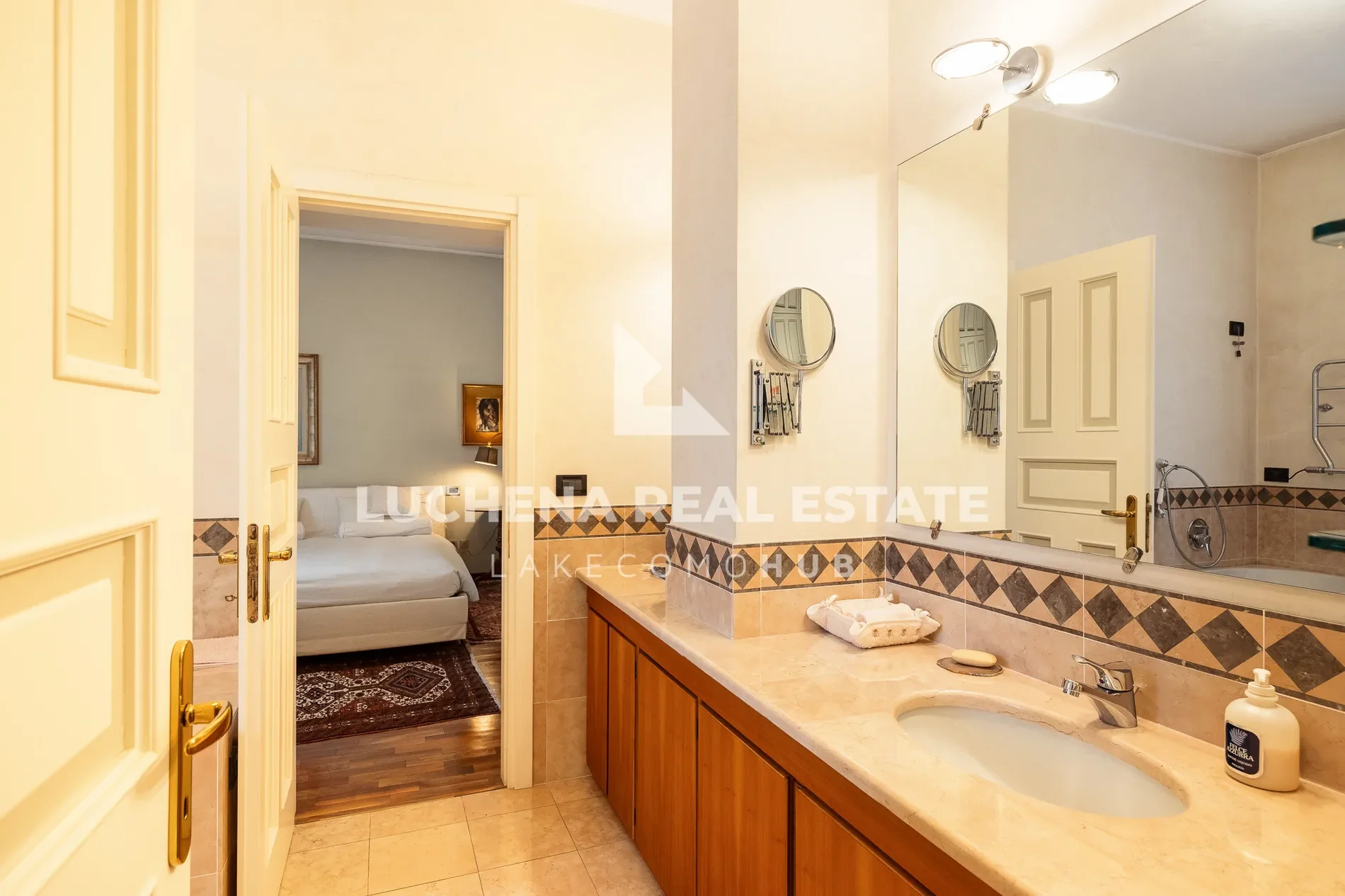 Viale Fratelli Rosselli, 13, 22100 Como CO, Italy, Como, Lombardy, Italy. - Photo 2