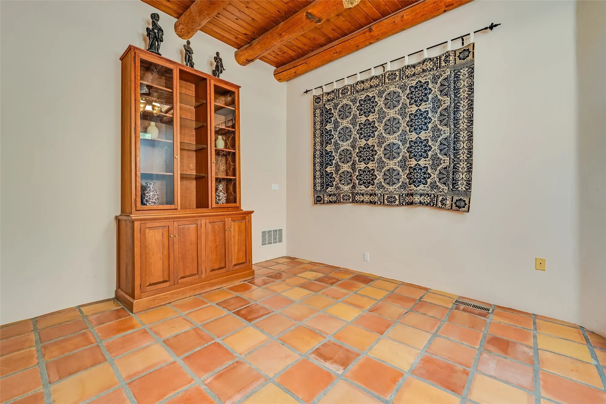 Gallery photo 2