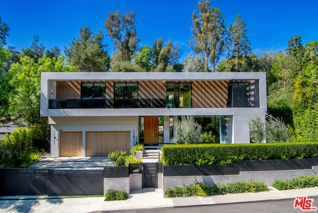 2641 Hutton Drive, Beverly Hills, California, United States. - Photo 31
