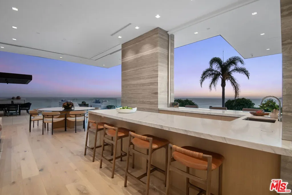 26946 Pacific Coast Hwy, Malibu, California, United States. - Photo 46