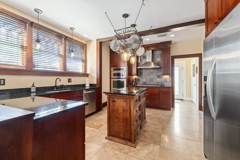 1311 Beach Drive NE, St Petersburg, FL 33701, St. Petersburg, Florida, United States. - Photo 4