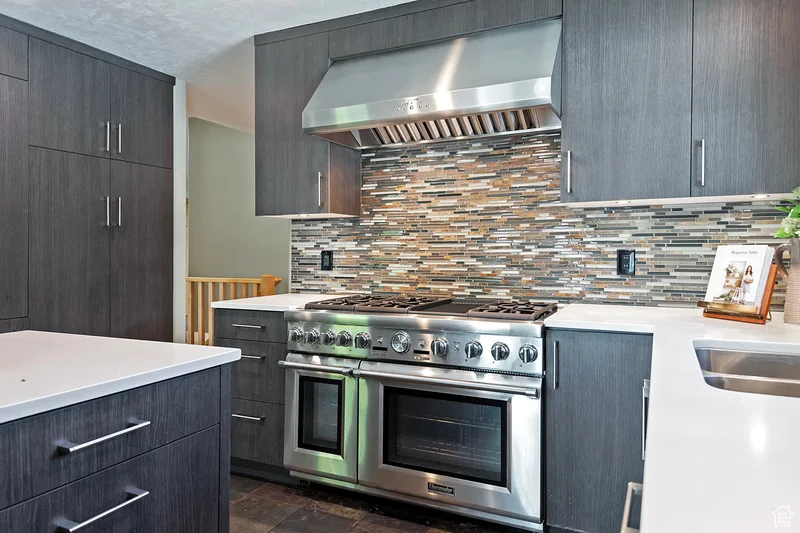 1689 E KIERSTIN PL, Salt Lake City, Utah, United States. - Photo 25