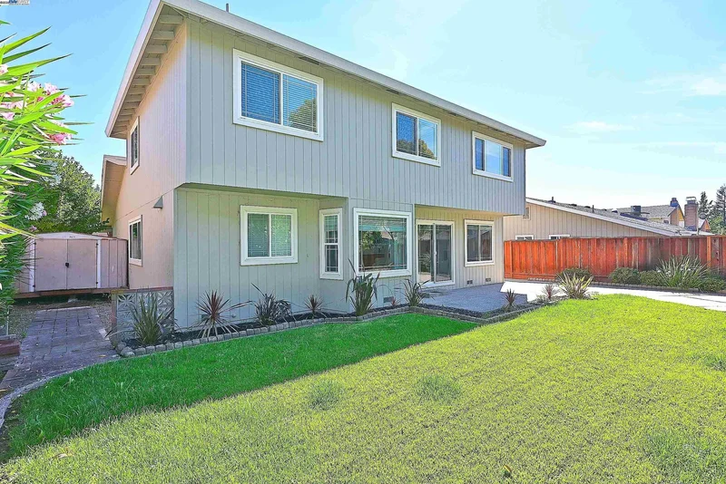 6746 Sapphire St, Dublin, California, United States. - Photo 11