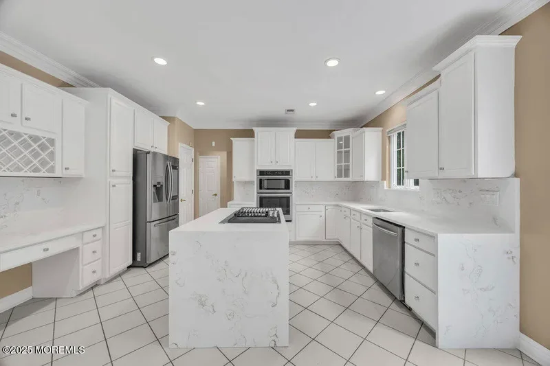22 Forest Lane, Monroe, NJ 08831, Monroe Township, New Jersey, United States. - Photo 23
