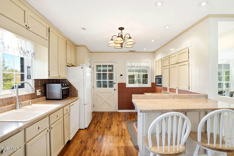 5420 Whitehouse Road, Greeneville, TN 37745, Greeneville, Tennessee, United States. - Photo 11