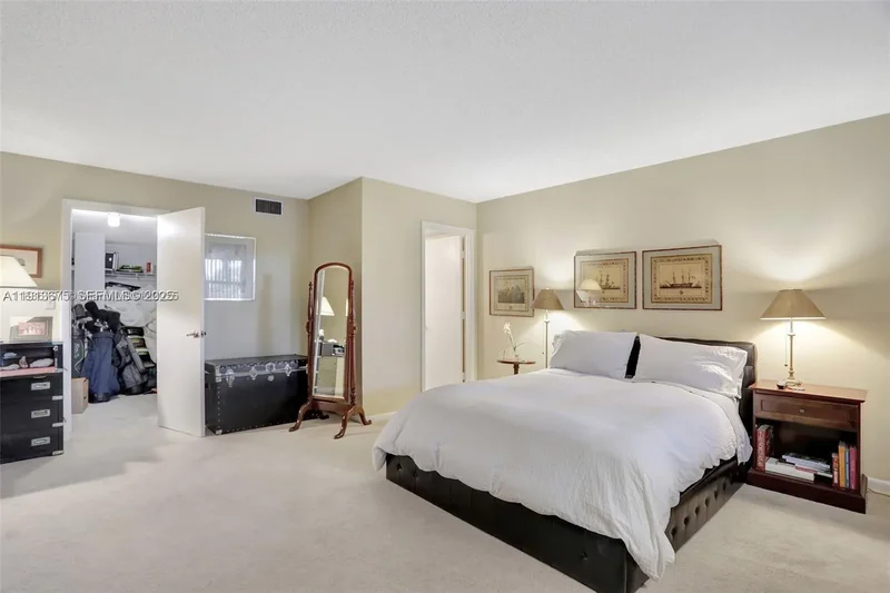 1800 S Ocean Blvd, Hillsboro Beach, Florida, United States. - Photo 21
