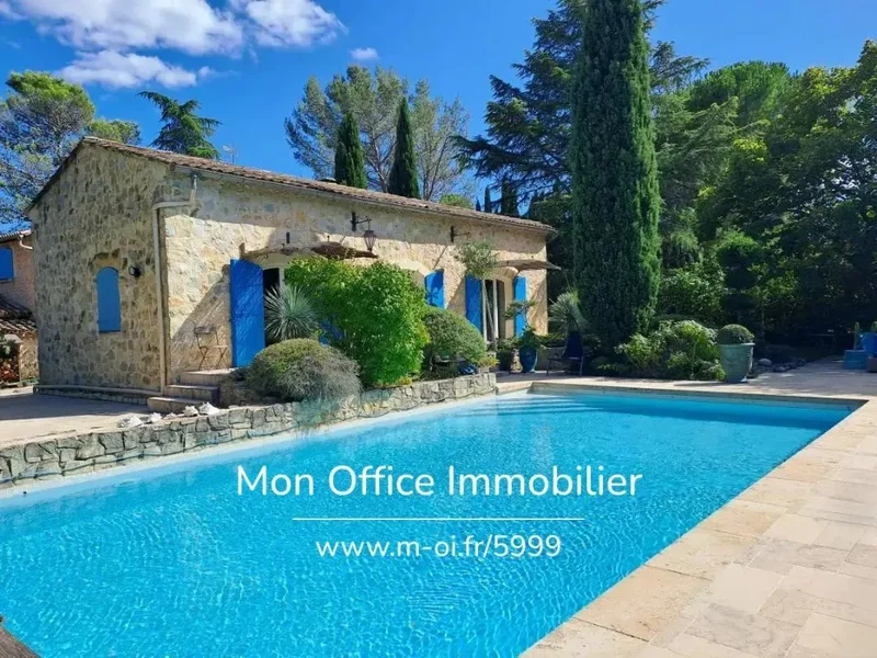 Peyrolles-en-Provence, Provence-Alpes-Côte d'Azur, France. - Photo 13