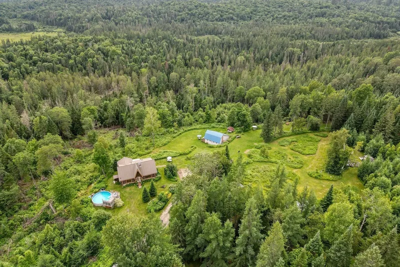 1845Z Côte St-Gabriel O., Saint-Sauveur, Quebec, QC J0R1R0, Saint-Sauveur, Quebec, Canada. - Photo 35