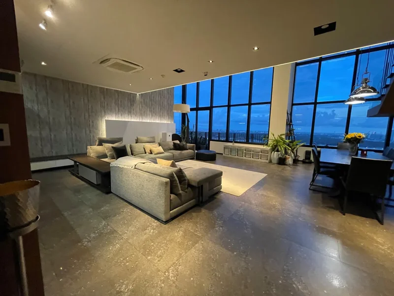 Bangkok Penthouse