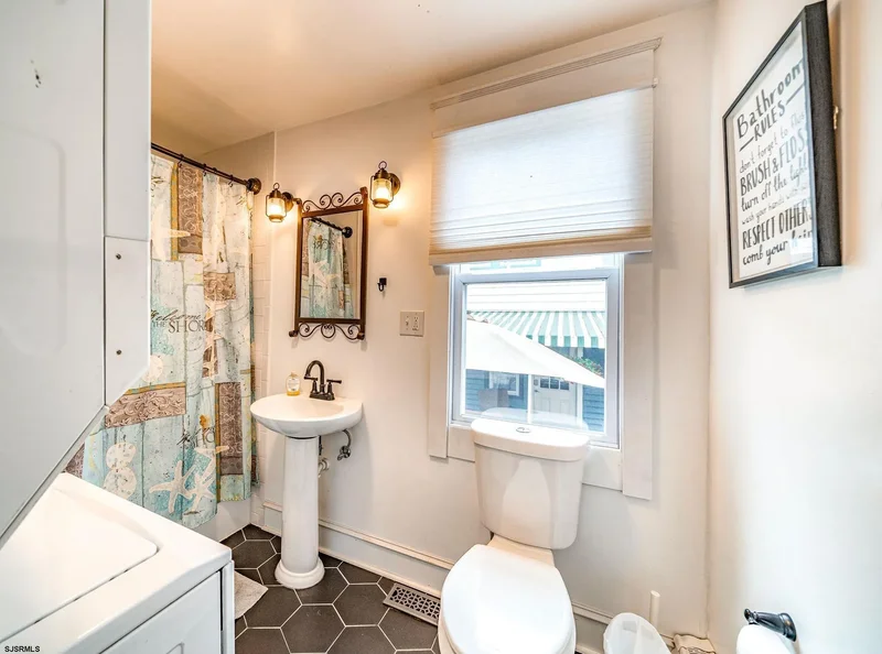 321 Central Ave, Ocean City, NJ 08226, Ocean City, New Jersey, United States. - Photo 54