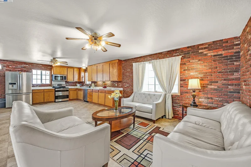 16881 N Midway Rd, Tracy, California, United States. - Photo 10