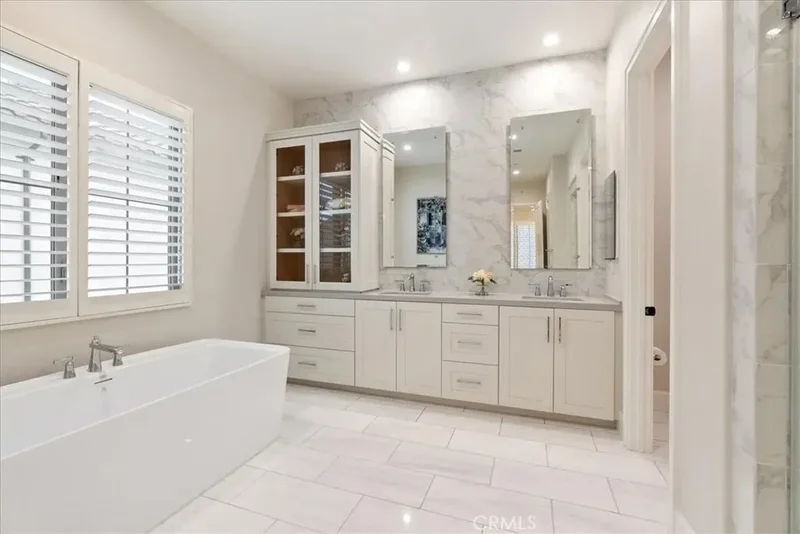 244 coal mine, Irvine, California, United States. - Photo 18