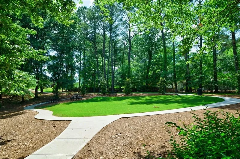 410 Red Jacket Way, Alpharetta, GA 30005, Alpharetta, Georgia, United States. - Photo 16