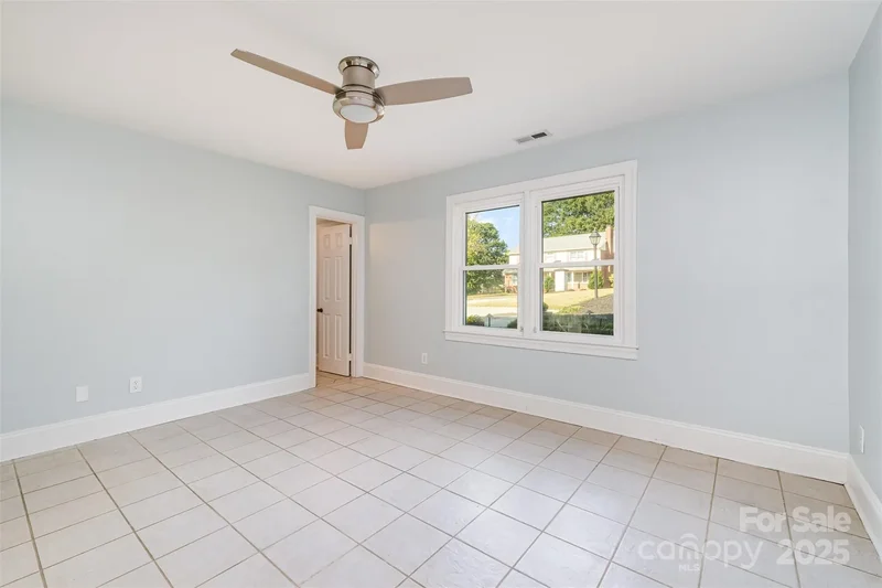 4212 Montibello Drive, Charlotte, NC 28226, Charlotte, North Carolina, United States. - Photo 33