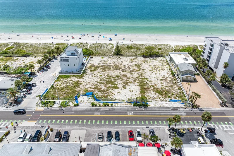400 Gulf Boulevard, Indian Rocks Beach, FL 33785, Indian Shores, Florida, United States. - Photo 4