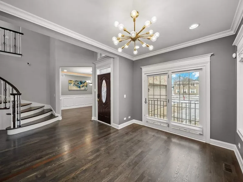 6732 N. East Prairie Road, Lincolnwood, IL, 60712, USA, Lincolnwood, Illinois, United States. - Photo 6