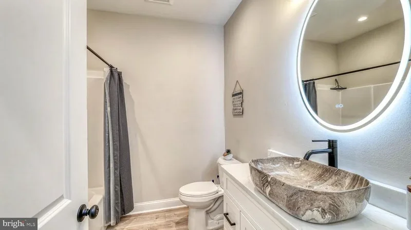 143 E PINE AVE AVENUE, WILDWOOD, NJ 08260, Wildwood, New Jersey, United States. - Photo 15