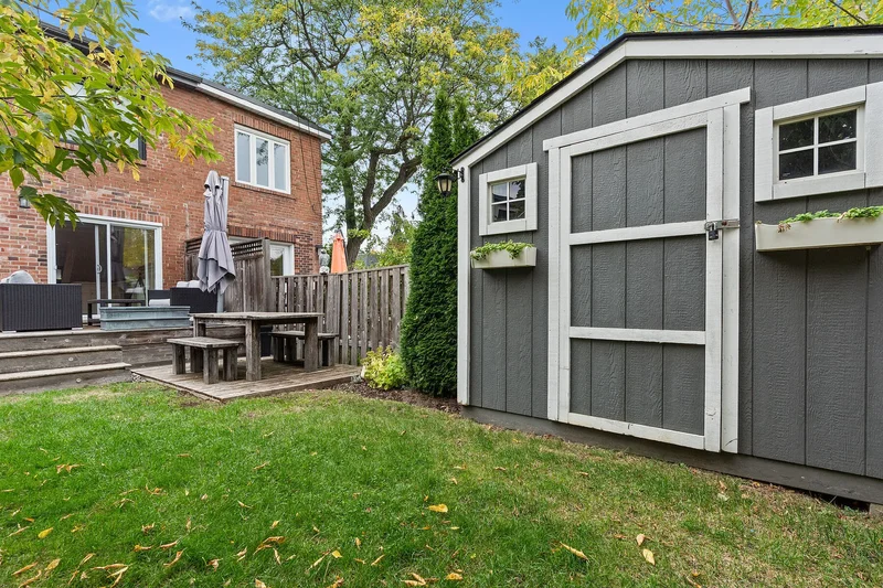 251 Bowood Ave, Toronto, ON M4N 1Y7, Toronto, Ontario, Canada. - Photo 12