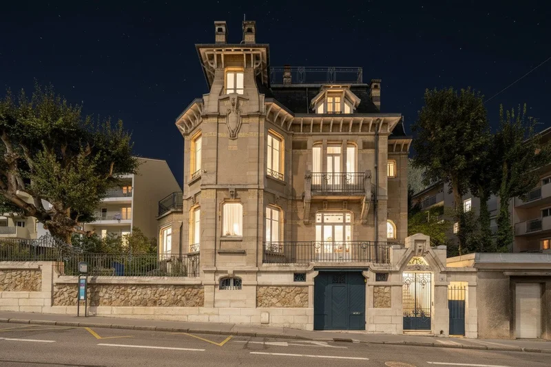 Art Nouveau Mansion by César, Gruber & Vallin 577 m² Nancy Rooftop & Garden with pond