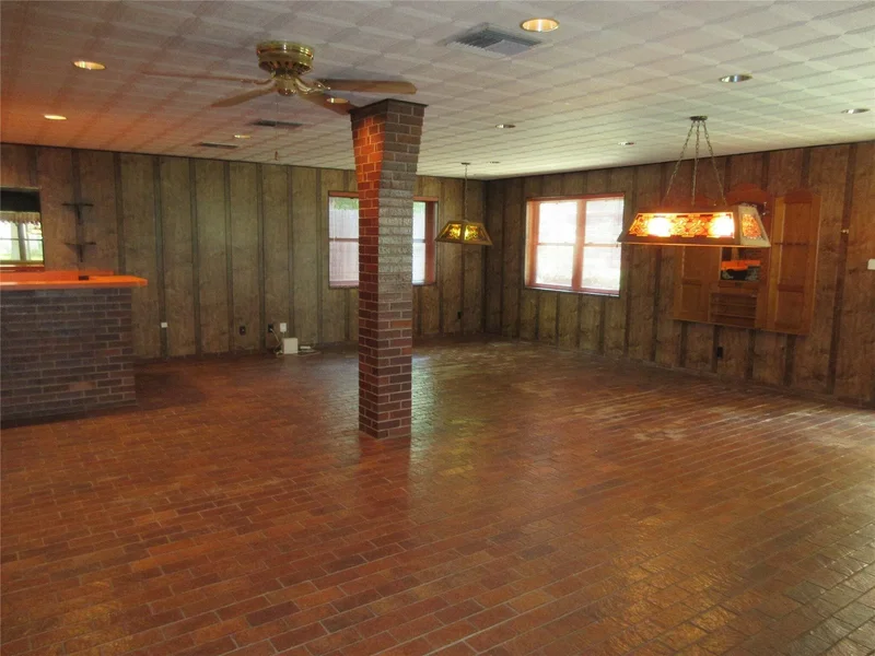 9213 Hammerly Boulevard, Houston, TX 77080, Houston, Texas, United States. - Photo 3