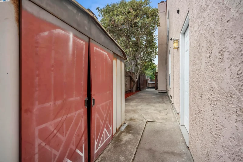 2380 Cabrillo Dr, Hayward, California, United States. - Photo 1
