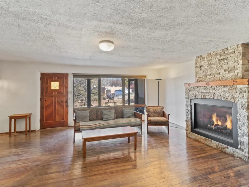 420 Camino Don Miguel, Santa Fe, NM 87505, Santa Fe, New Mexico, United States. - Photo 9