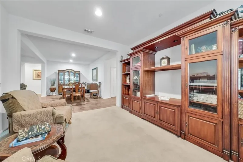 4664 Creek Cir, Jurupa Valley, CA 91752, Jurupa Valley, California, United States. - Photo 23