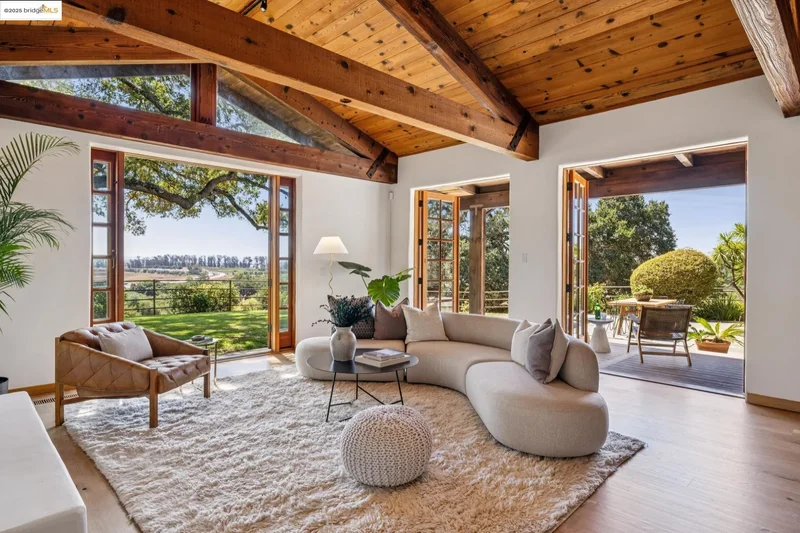 1531 Foster Rd, Napa, California, United States. - Photo 46