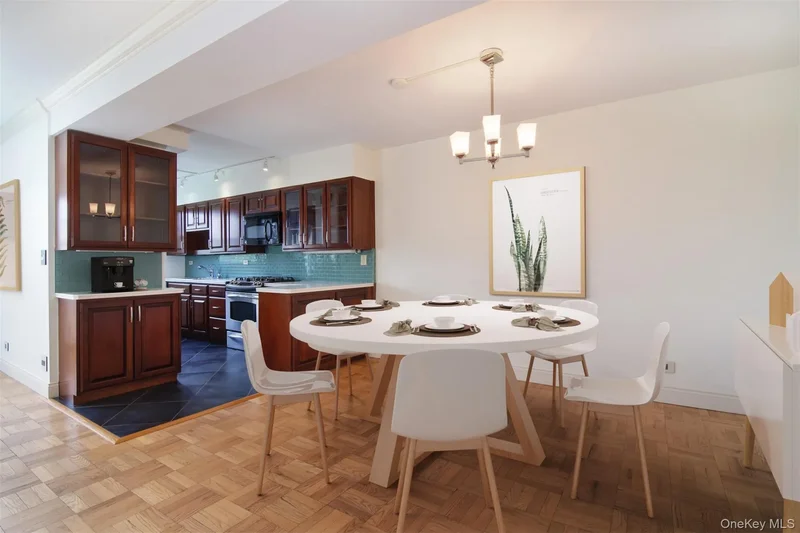 750 Kappock Street, New York, New York, United States. - Photo 9