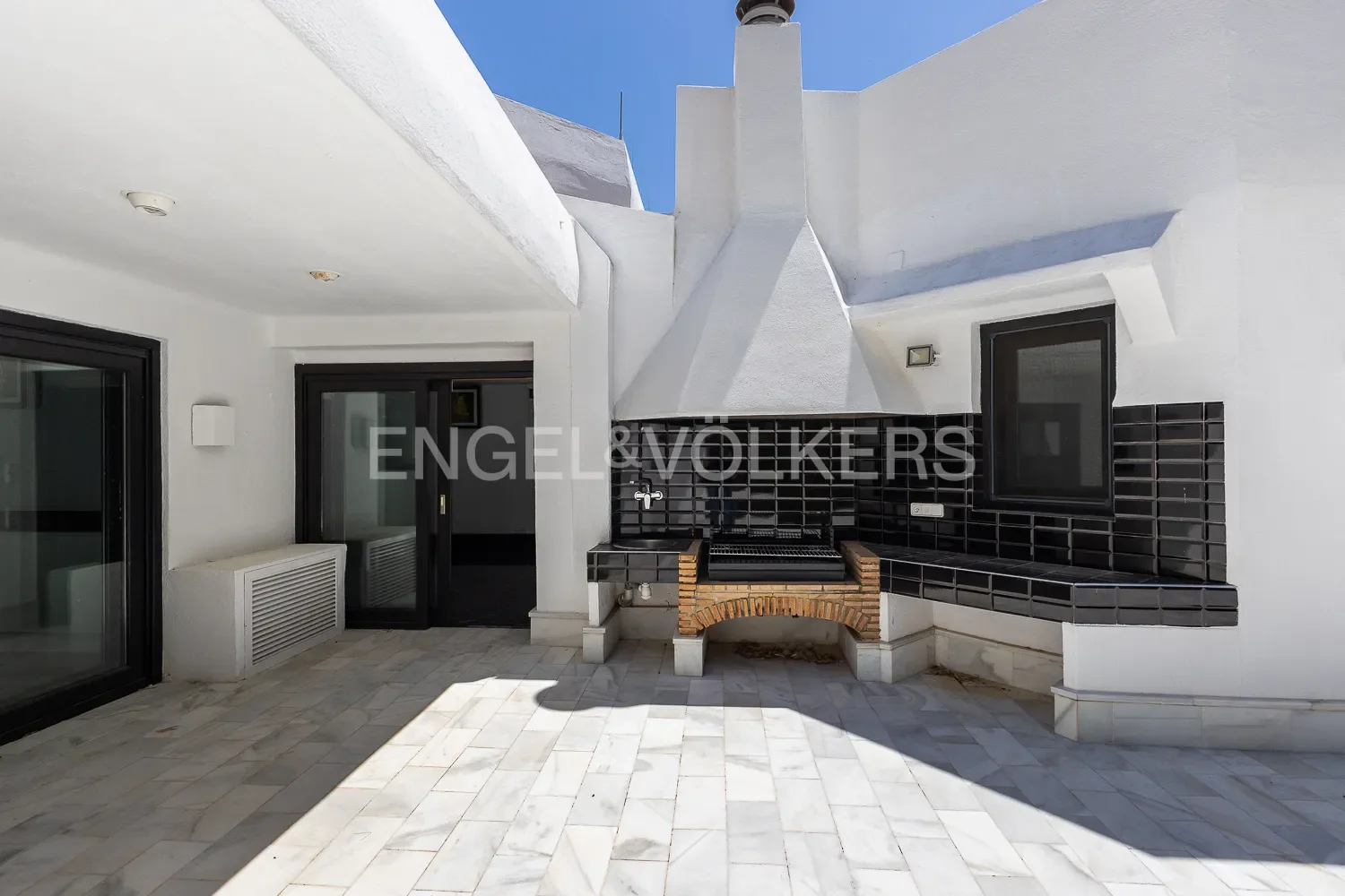 Gallery photo 9