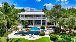 5131 Jungle Plum Rd, Siesta Key, FL 34242, Siesta Key, Florida, United States. - Photo 11