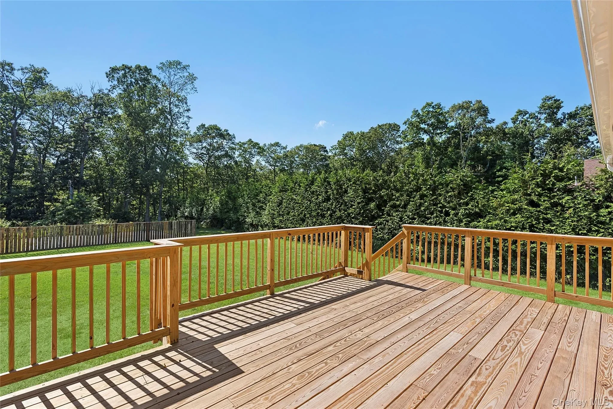 133 Trout Brook Lane, Aquebogue, New York, United States. - Photo 13